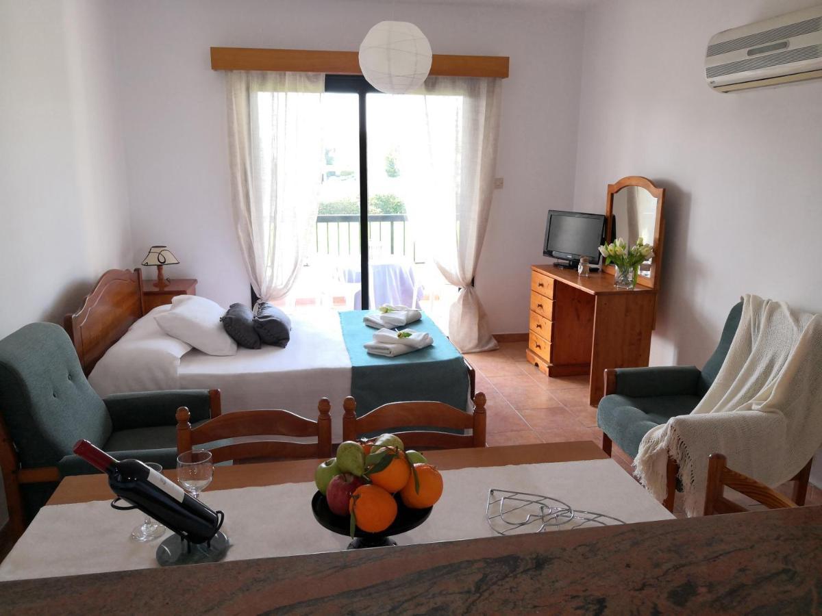 Seashell Apartments بافوس المظهر الخارجي الصورة